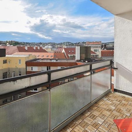 Old Town 2Br With Best View Bratislava Bagian luar foto